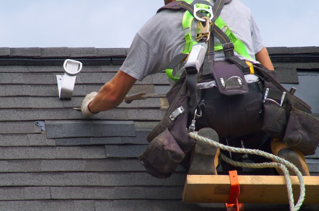 professional roof repair in Port Orchard, WA
